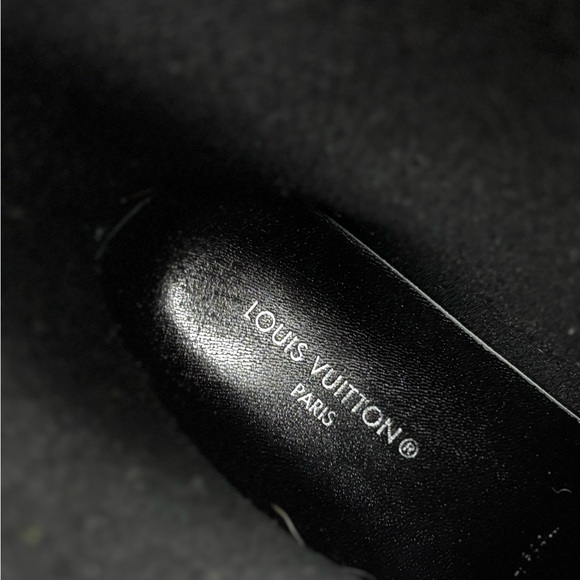 Louis Vuitton rain boots - Picture 3 of 6